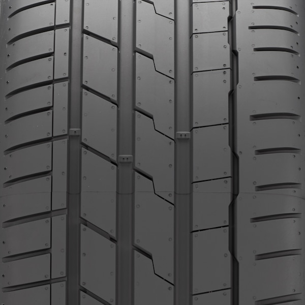 Hankook Ventus S1 evo3 tire image