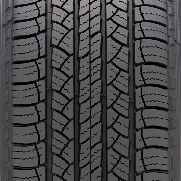 Michelin Latitude Tour tire image