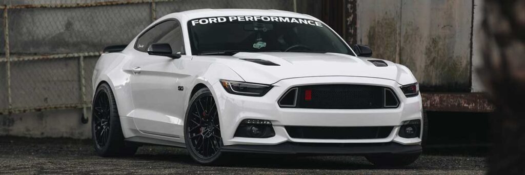 Showing 2018 Ford Mustang with TSW DAYTONA installation